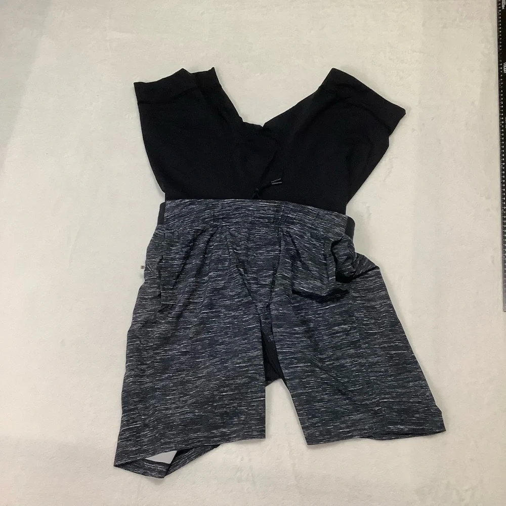 Lululemon Men’s Shorts Lined 9” Size Medium Heathered Black